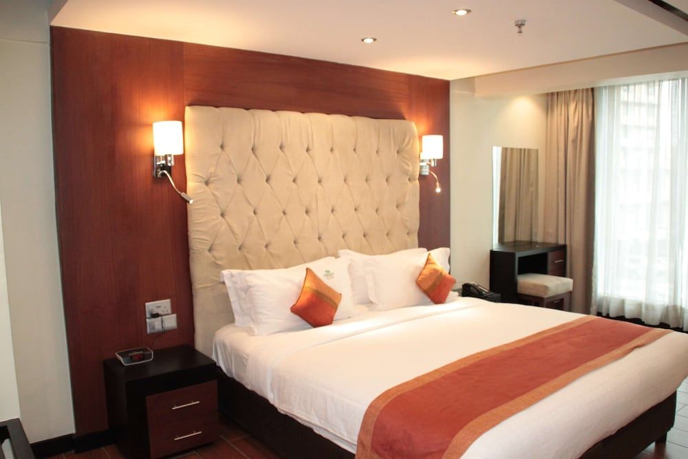 undefined Best Western Plus Meridian Hotel 3