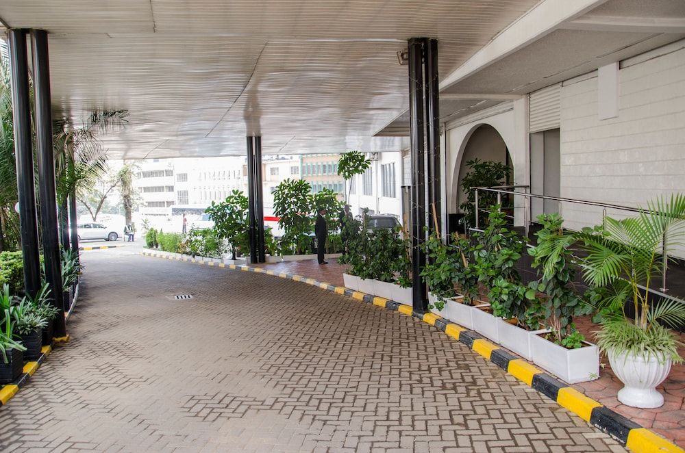 undefined Best Western Plus Meridian Hotel 7