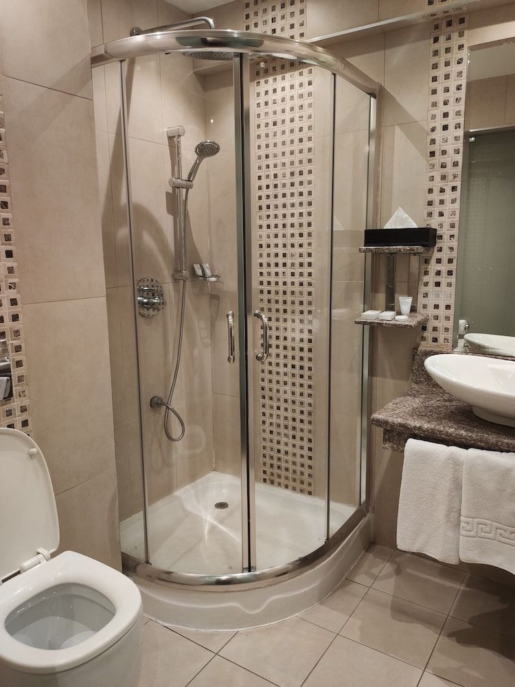 Best Western Plus Meridian Hotel Standard Room, 2 Twin Beds, Non Smoking 6