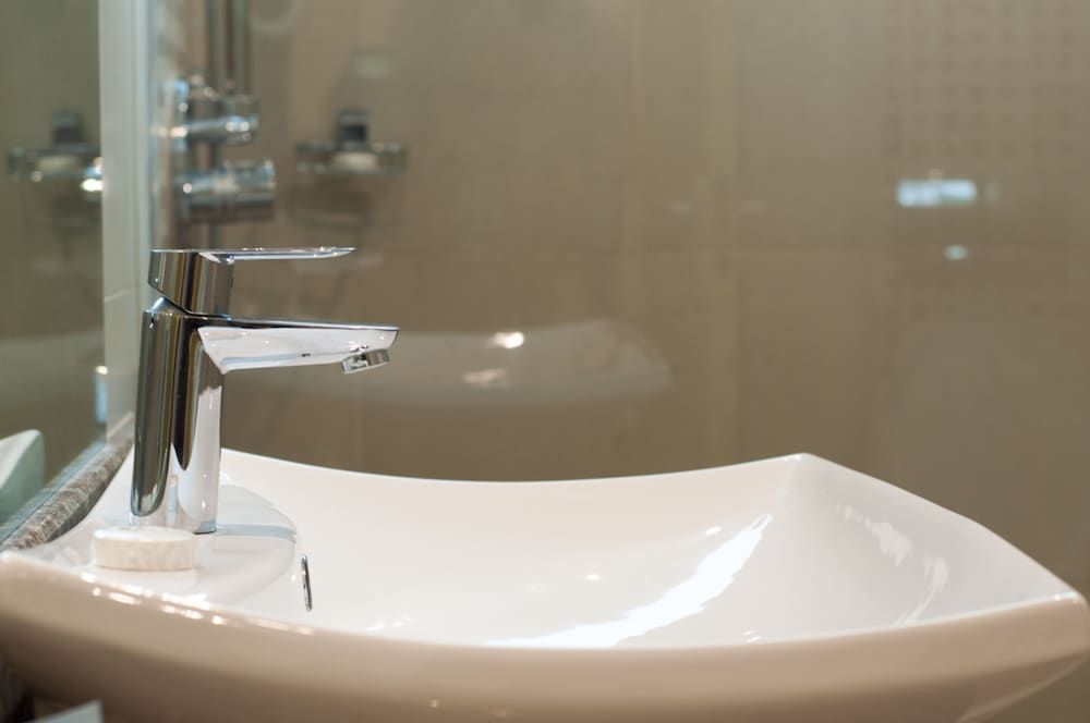 Best Western Plus Meridian Hotel Standard Room, 2 Twin Beds, Non Smoking 4