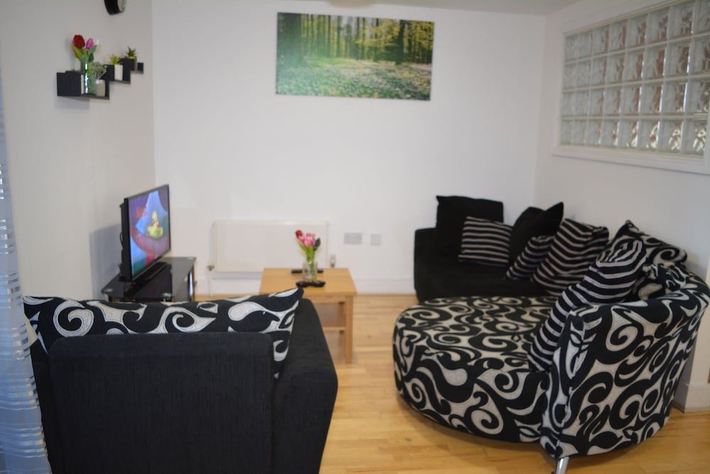 undefined Executive Apartment Cardiff Central