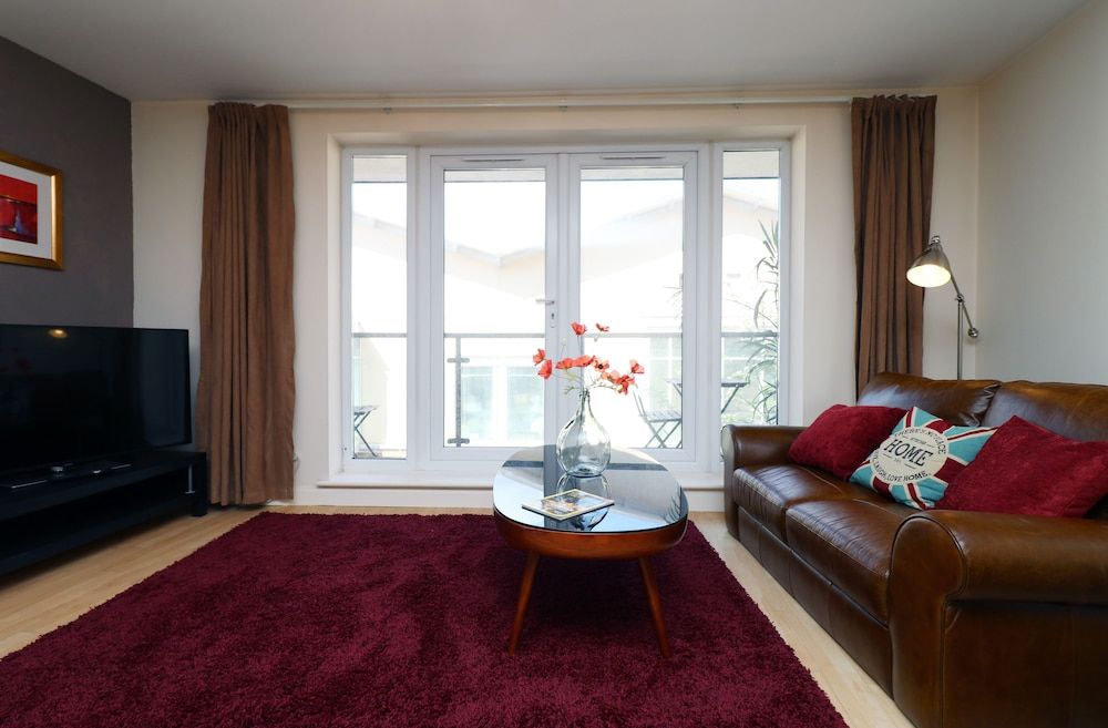 3 Bed Apartment - Mermaid Quay Apartment 32