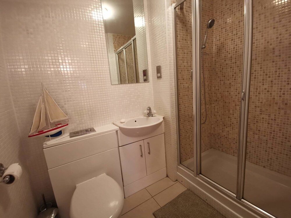 3 Bed Apartment - Mermaid Quay Apartment 14