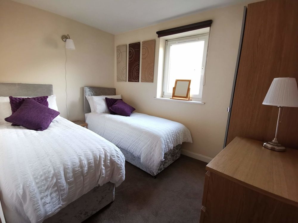 undefined 3 Bed Apartment - Mermaid Quay