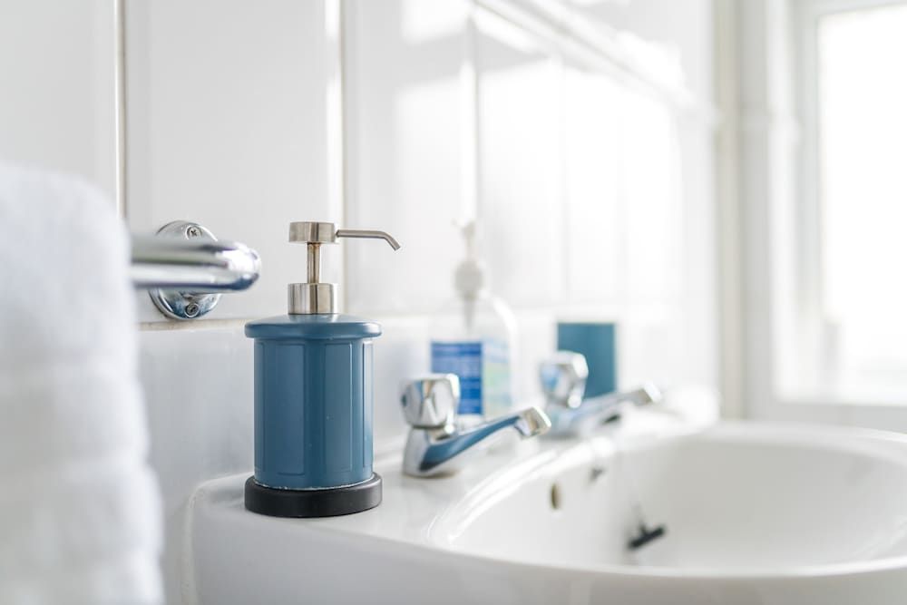 Ella Fitzgerald - Luxury 2 Bedroom Apt Two-Bedroom Apartment 30