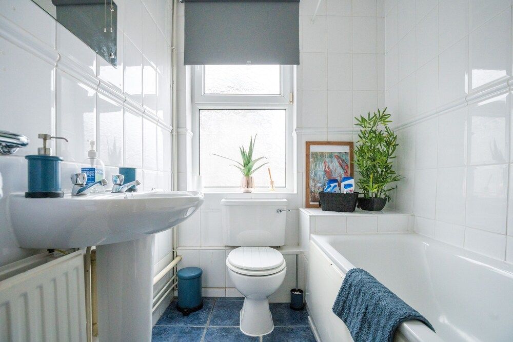 Ella Fitzgerald - Luxury 2 Bedroom Apt Two-Bedroom Apartment 27