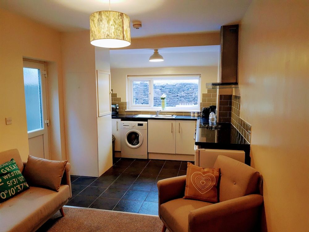 The Hazeldene Apartment Apartment 4