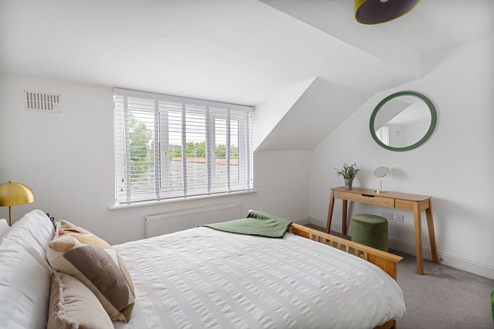 undefined 84A Albany Road 6