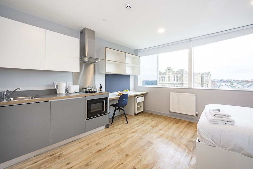 undefined Modern Studios in Cardiff 3