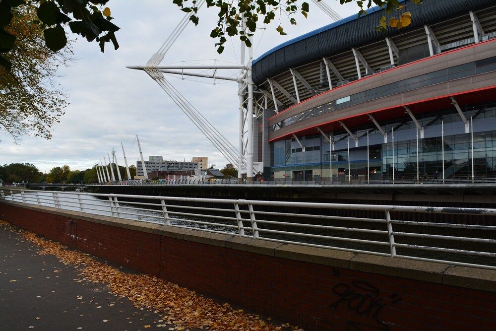 undefined Luxury Apartment - Central Cardiff 2