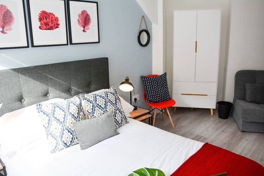 undefined Pearl House Cardiff - Apartment 1 4