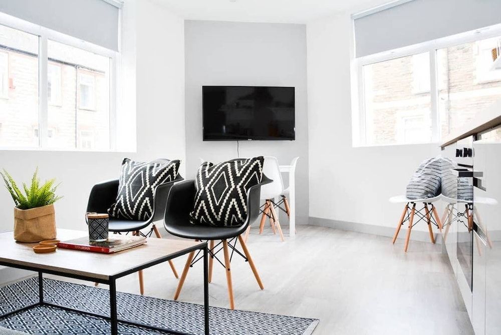 undefined Pearl House Cardiff - Apartment 1 10