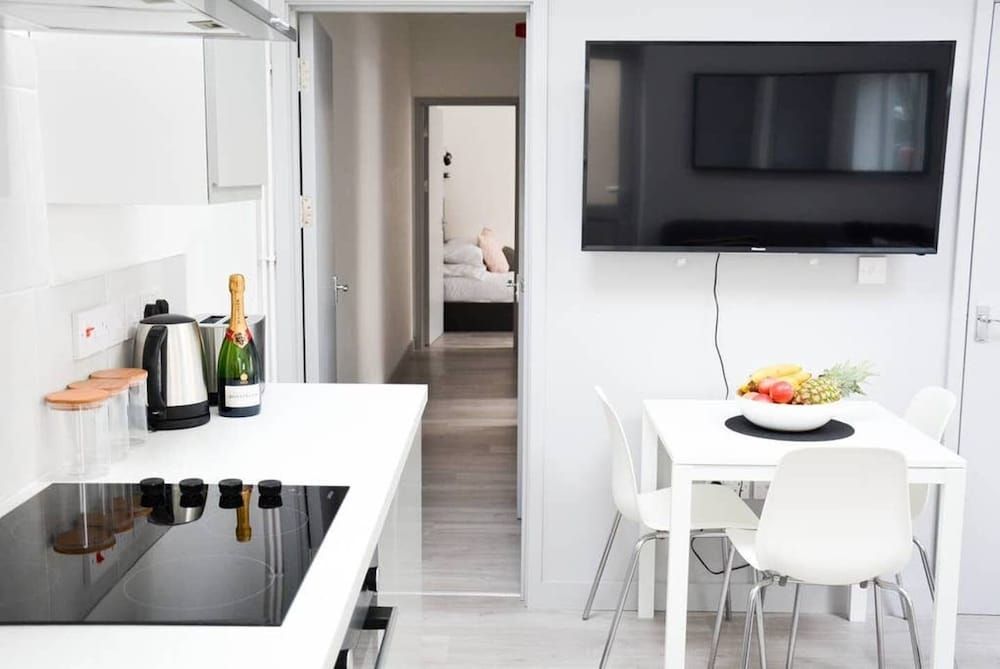 undefined Pearl House Cardiff -  Apartment 2 6