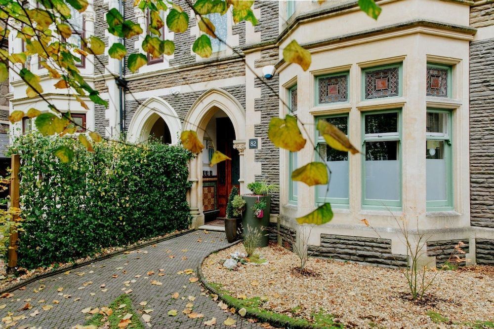 undefined The Suite Cardiff City Centre Private Parking 4