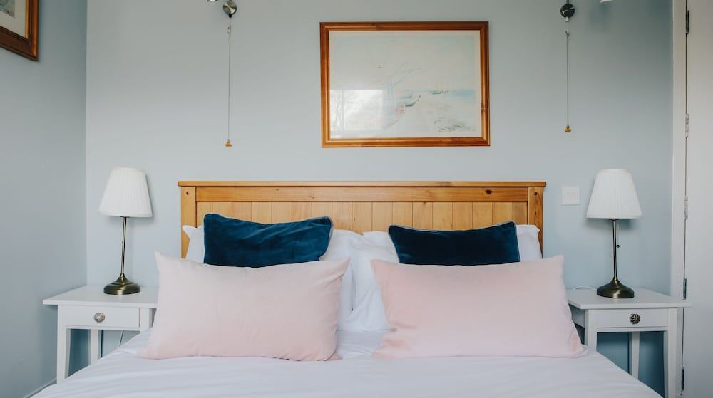 The Loft 2BR Duplex 82 Cathedral Cardiff Parking Apartment 7