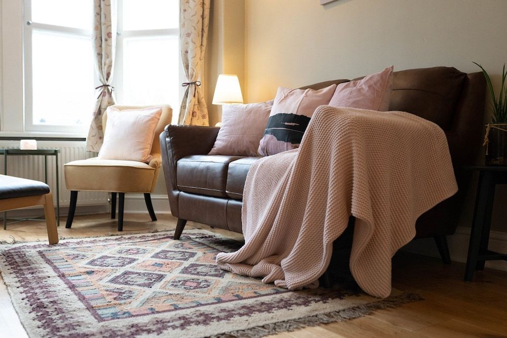 The Loft 2BR Duplex 82 Cathedral Cardiff Parking Apartment 18