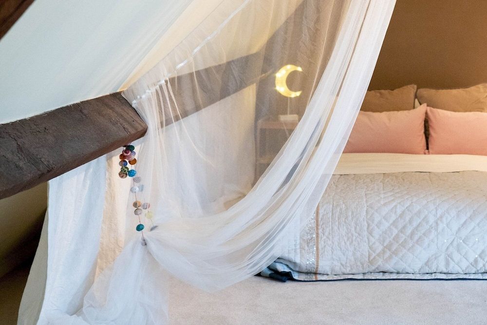 undefined The Loft 2BR Duplex 82 Cathedral Cardiff Parking