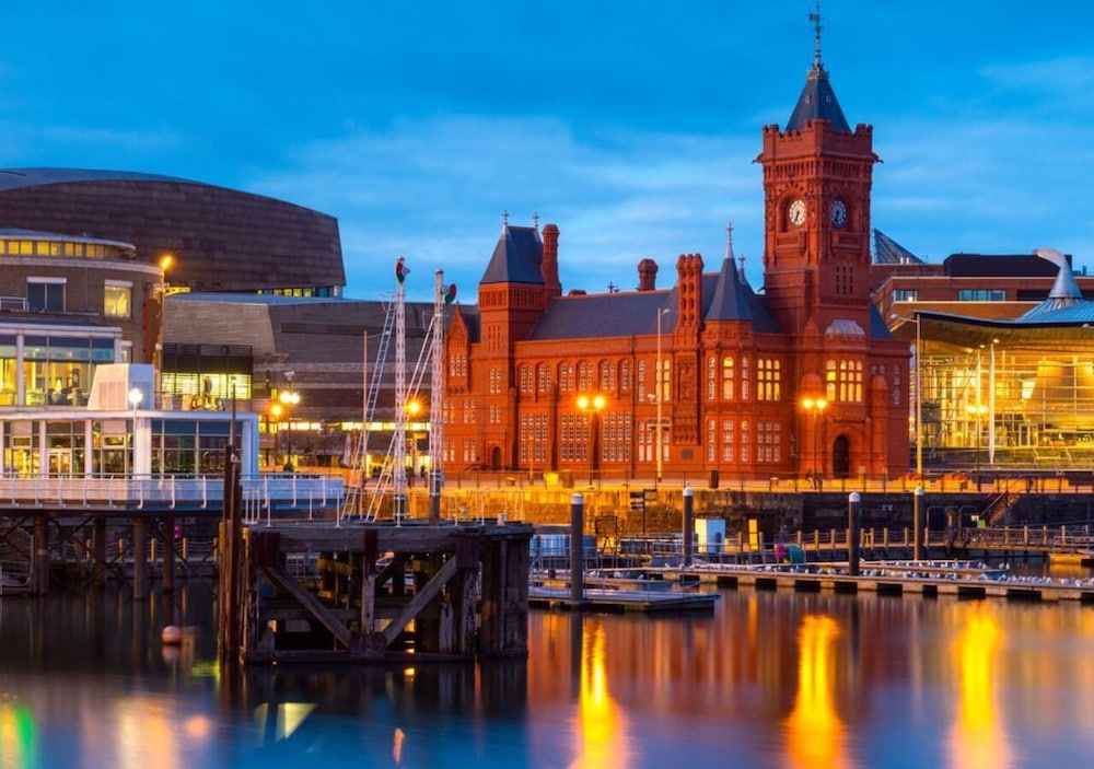 undefined HG Collection - Central Cardiff 4