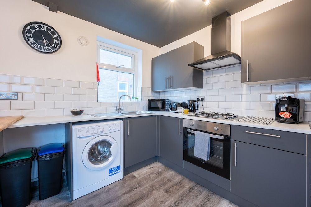 undefined The Coach House A by Tŷ SA 8