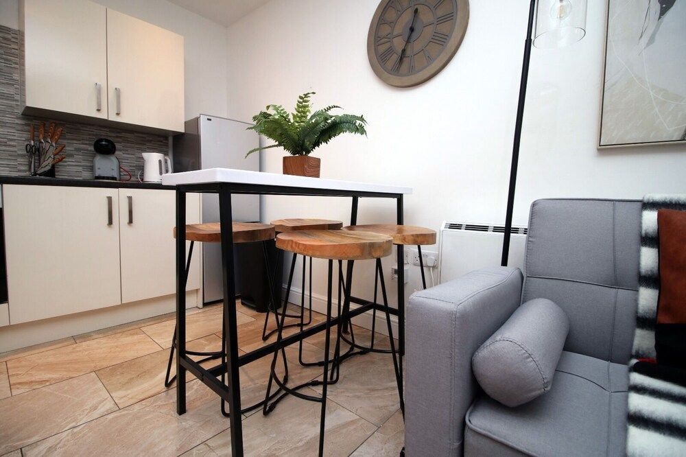 undefined Cathedral Road D by Tŷ SA 5