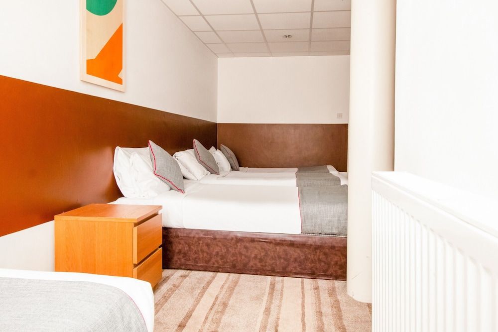 undefined Cardiff Riverside Hotel by Belvilla 8