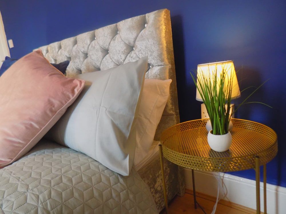 undefined The Railway House 10