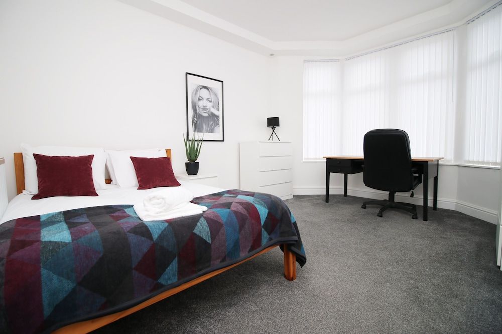 undefined Royal Oak House by Tŷ SA-5 bedroom house 5