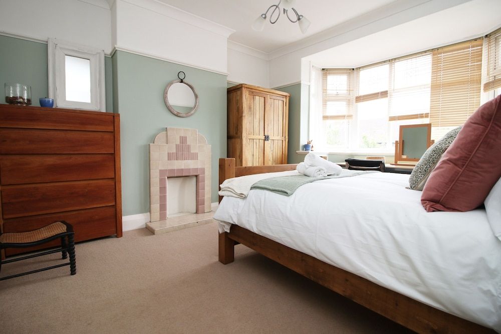 undefined Melrose by Tŷ SA 4