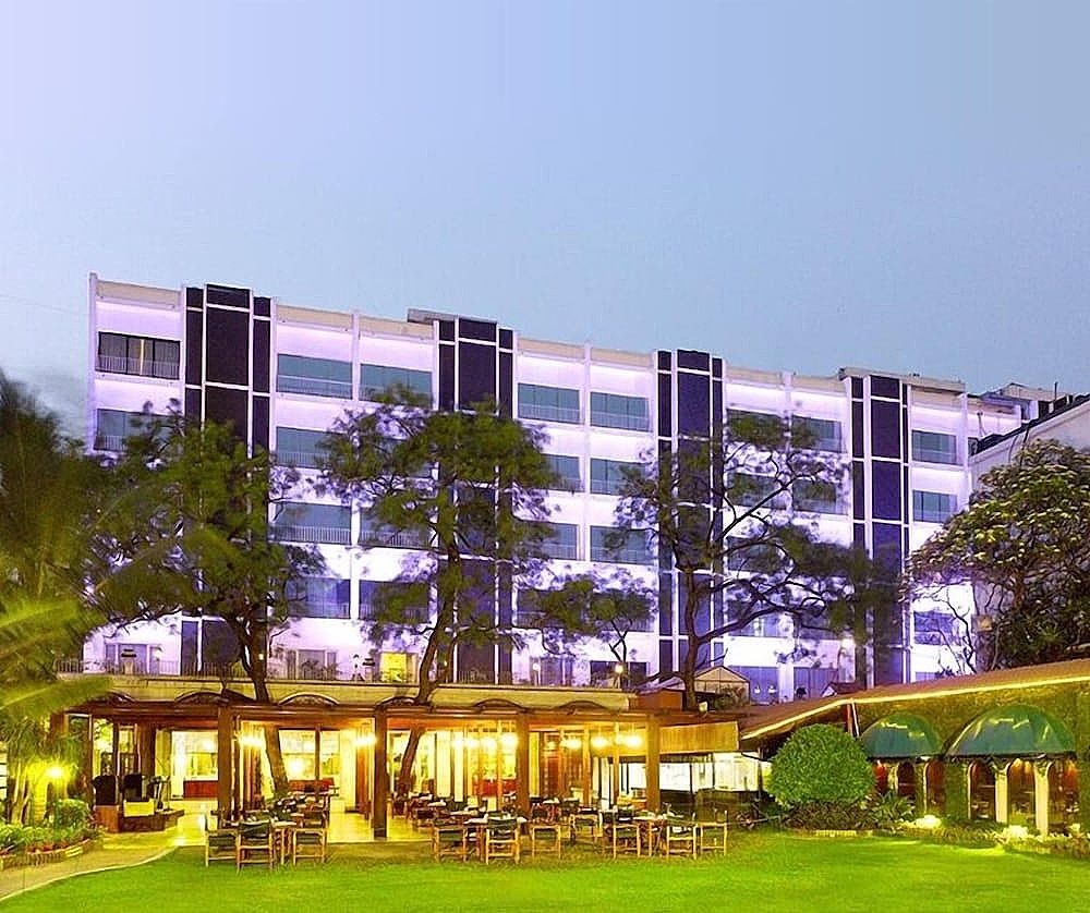 undefined Kenilworth Hotel 9