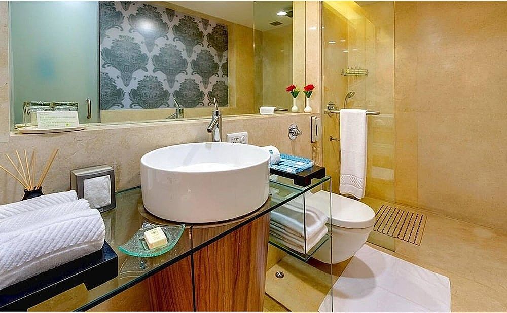 Kenilworth Hotel Junior Suite 6
