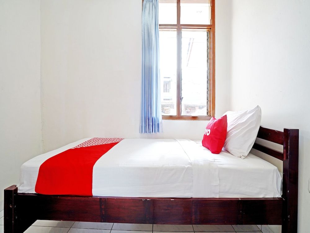 Economy Single Room
