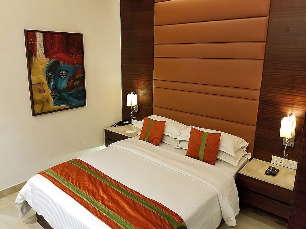 The Samilton - Kolkata Superior Room 8