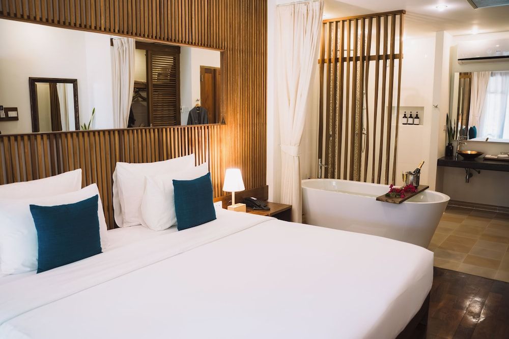 undefined Le Sen Boutique Hotel