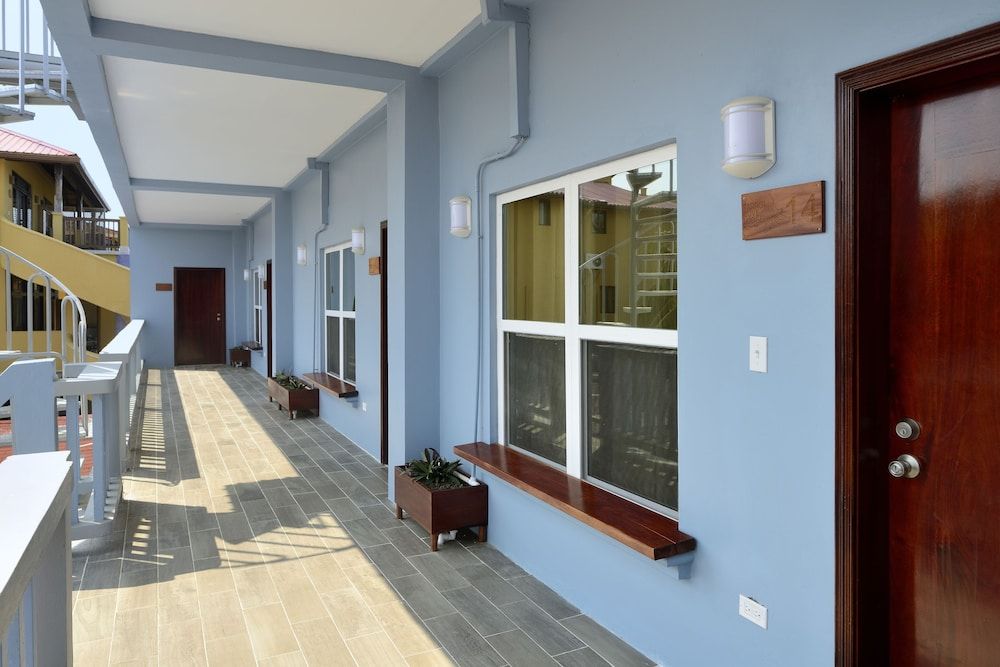 Parrot Cove Lodge Junior Suite, 1 Bedroom 4