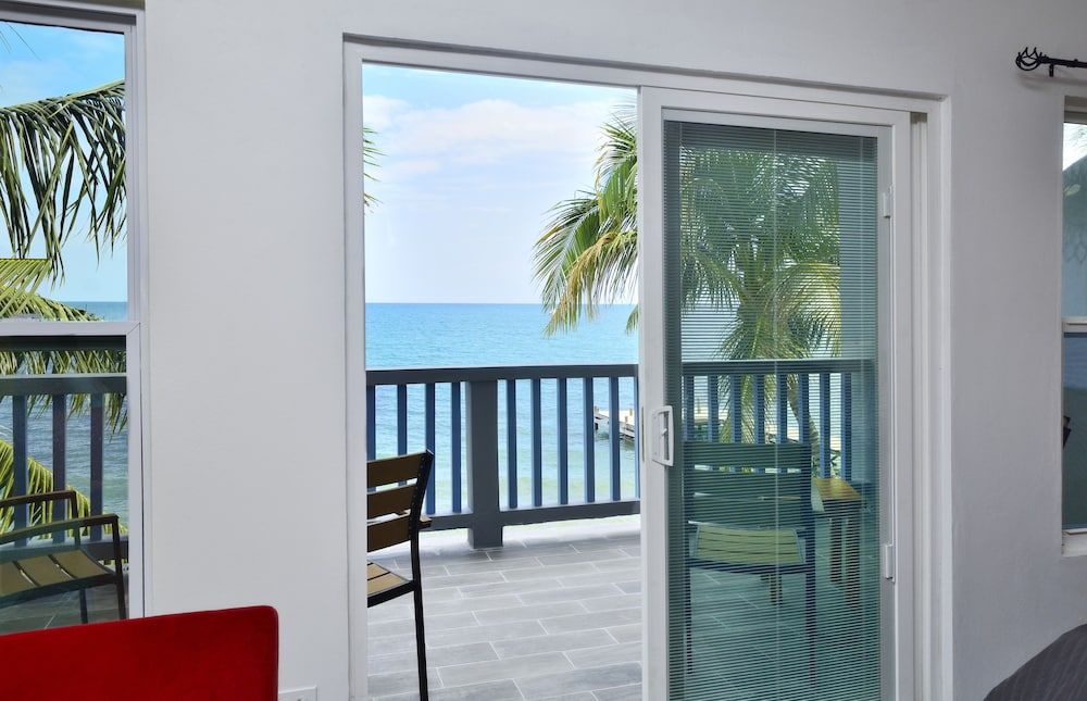 Parrot Cove Lodge Junior Suite, 1 Bedroom 2