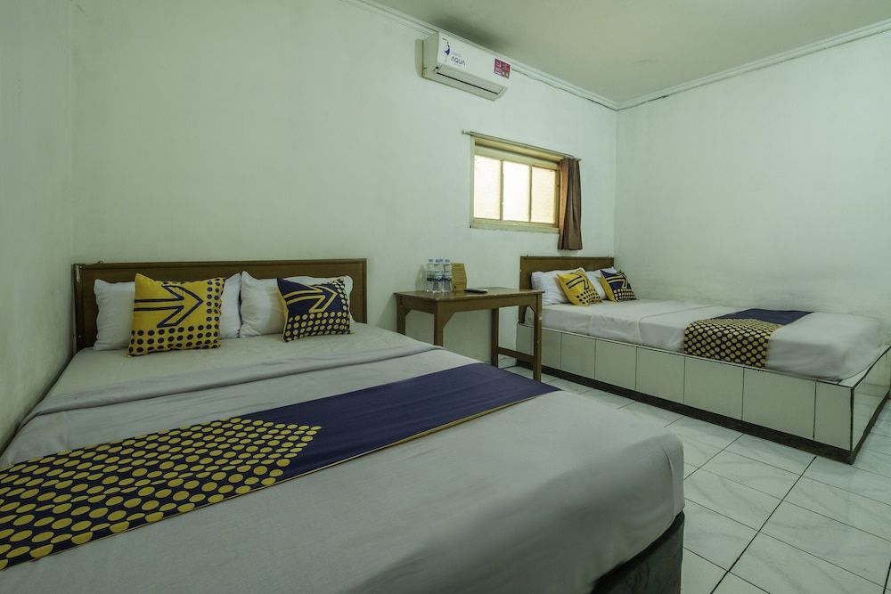 Basic Triple Room