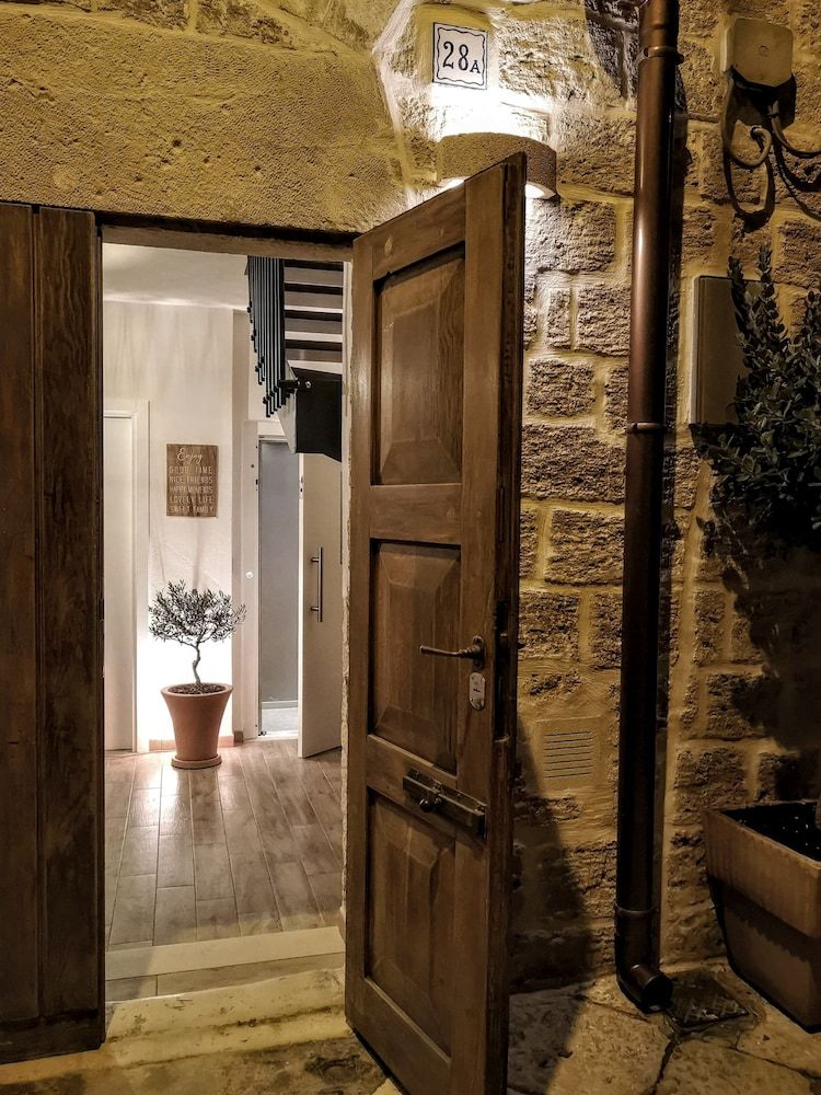 undefined Palazzo Del Lauro 7