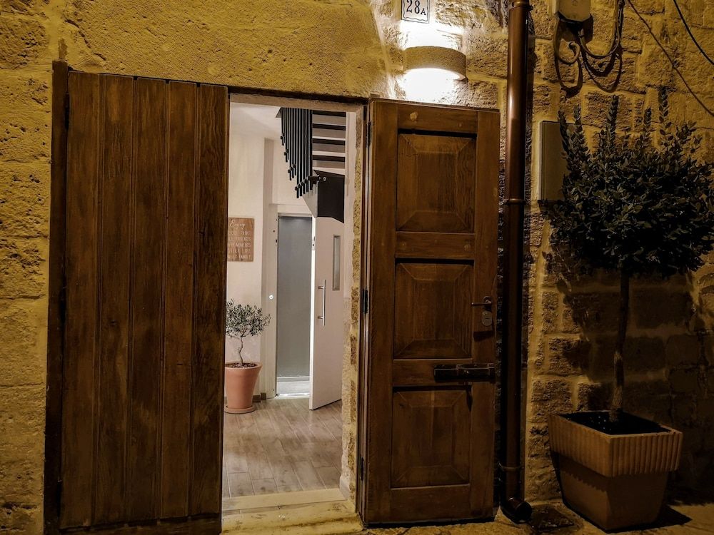 undefined Palazzo Del Lauro 6