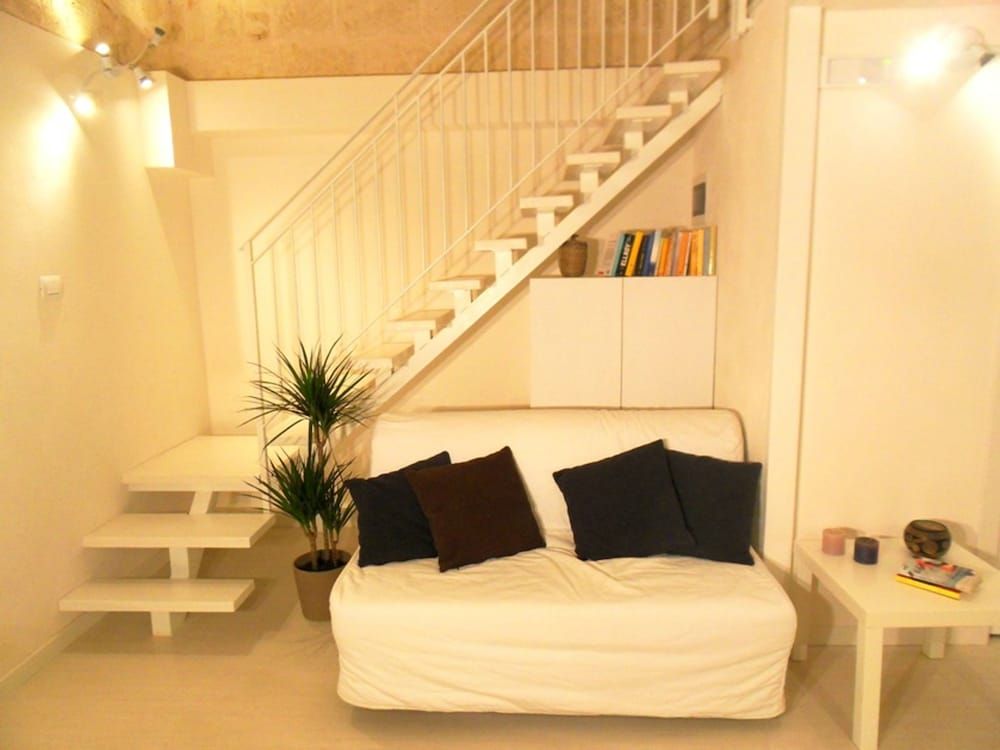 Smart Apartments Traditional Duplex, Ground Floor (2) 10