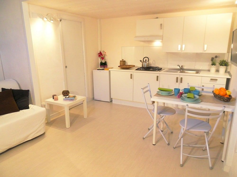 undefined Smart Apartments 9