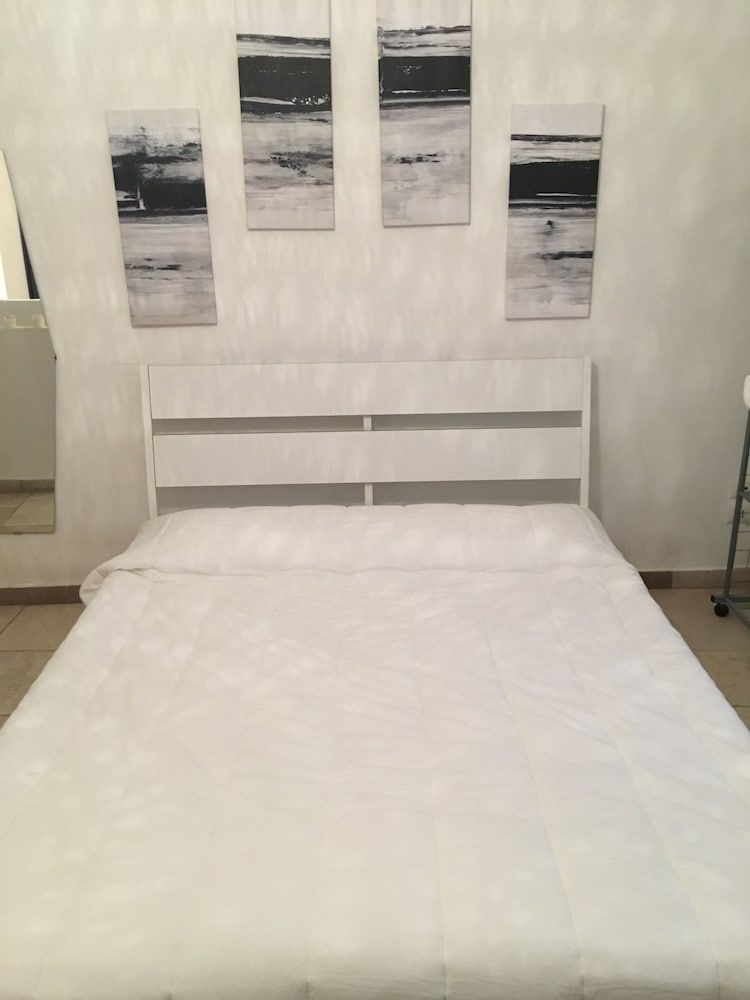 undefined Nuccia Serra 29 8