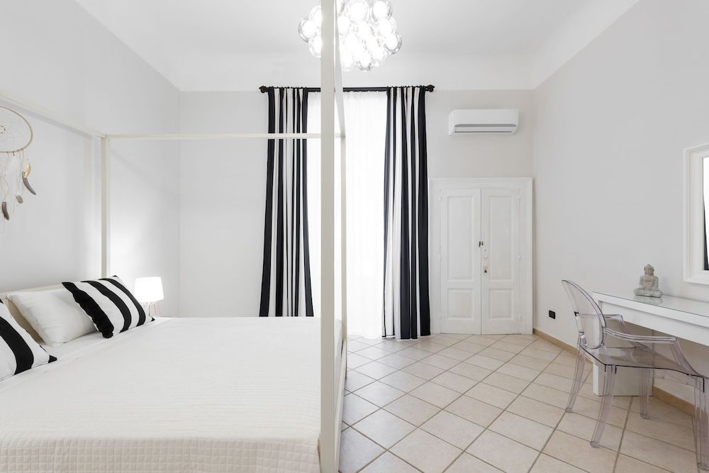 undefined Ancient Maison M8 Bari 4