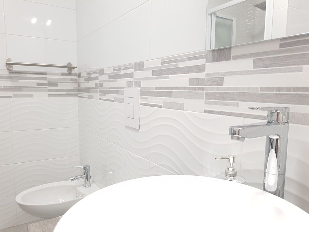 My Home Comfort Apartment, 1 Queen Bed with Sofa bed, City View 8