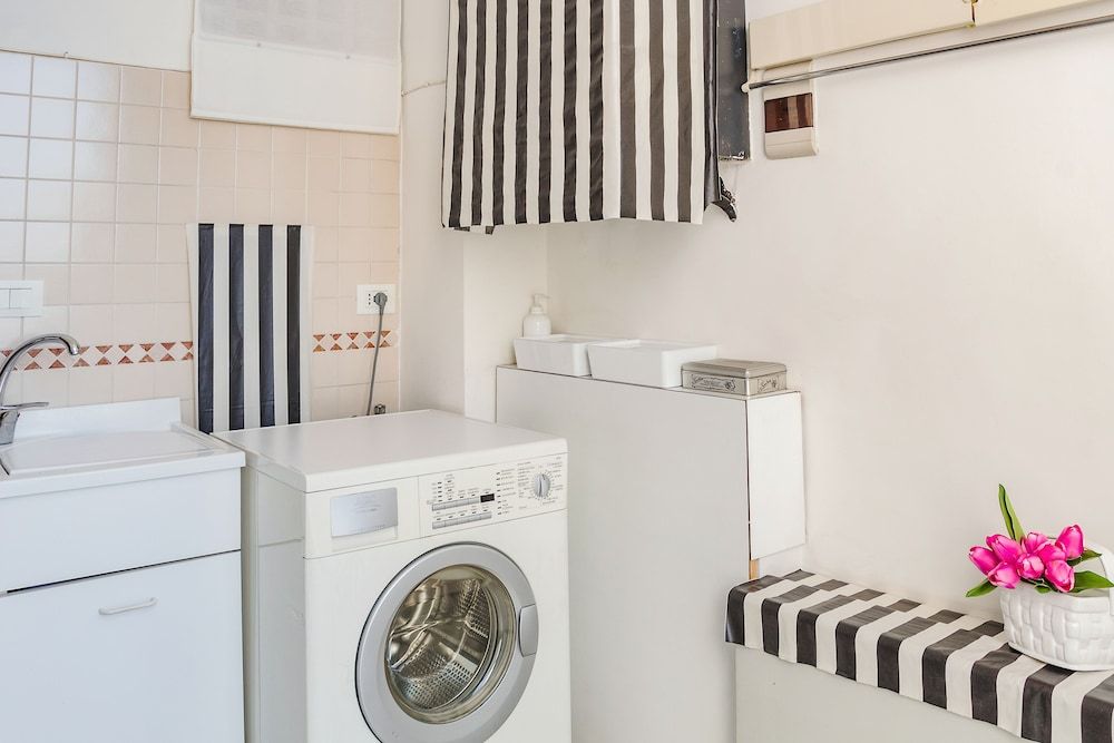 Bari Miramare Apartment Apartment, 3 Bedrooms 25