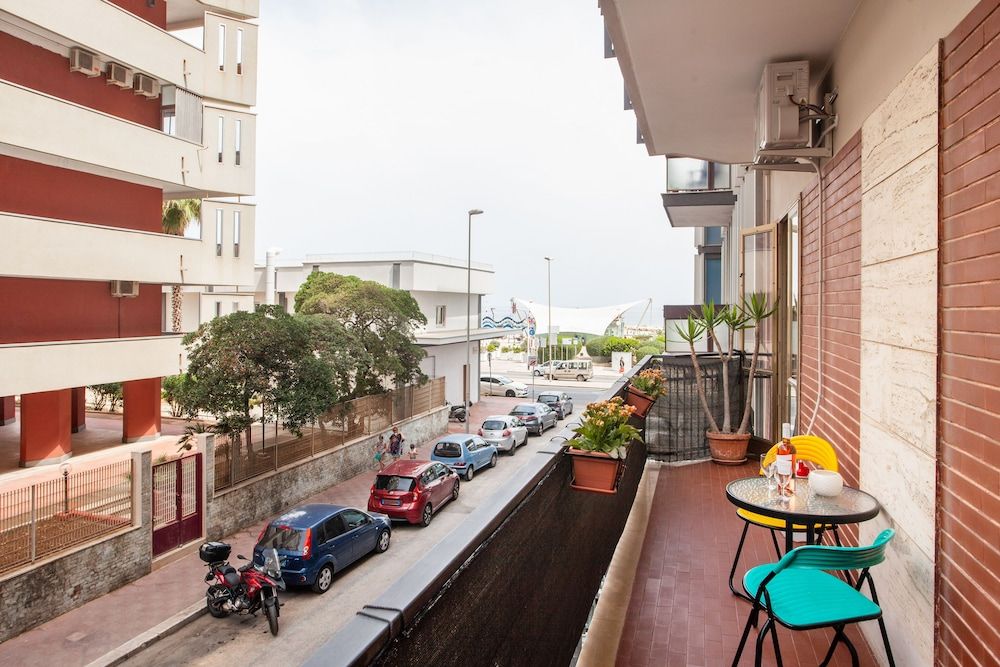 Pane & Pomodoro Beach Roomy Flat Apartment 12