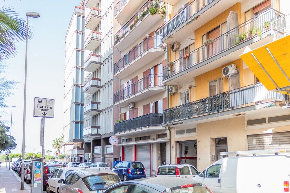 undefined Pane & Pomodoro Beach Roomy Flat 2