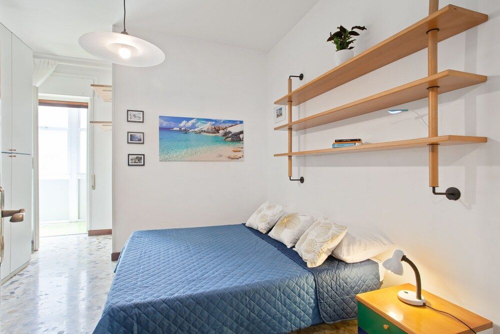 undefined Pane & Pomodoro Beach Roomy Flat 5