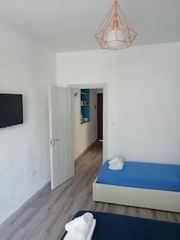 undefined Newhouse 336