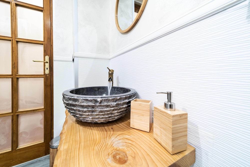 Newhouse Dei Mille Apartment 10