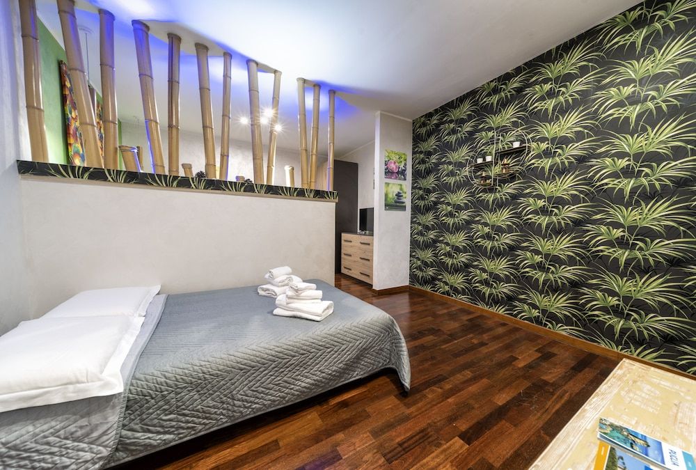 Newhouse Dei Mille Apartment 6